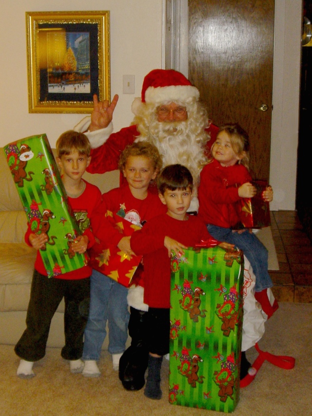 2004-12-24-13 Christmas Eve J&J.jpg
